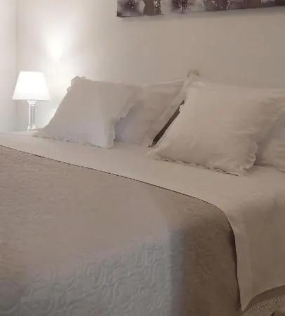 House アパート トロギール